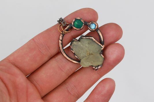 Epidote Quartz, Onyx & Moonstone Necklace