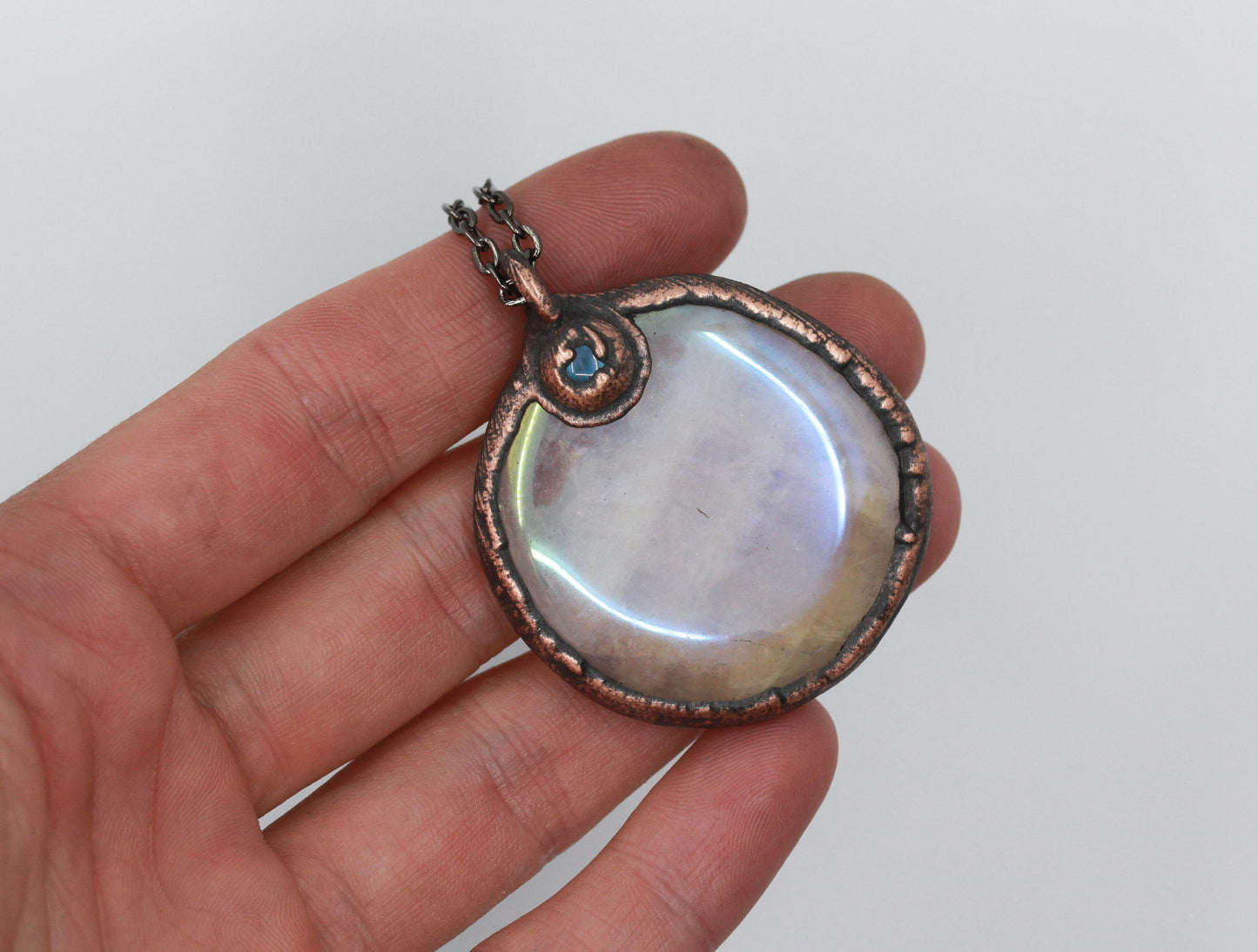 Aura Rose Quartz & Moonstone Palmstone Necklace