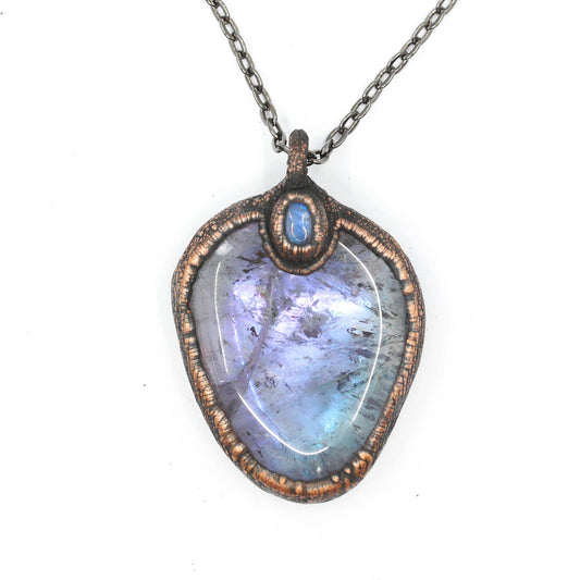 Aura Amethyst & Moonstone Palmstone Necklace
